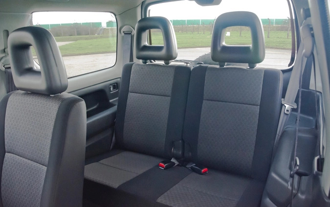 Suzuki Jimny cena 29900 przebieg: 135900, rok produkcji 2006 z Piława Górna małe 137